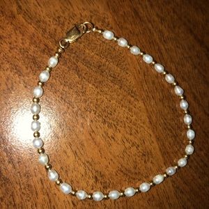 Pearl-like Costume Jewelry Bracelet